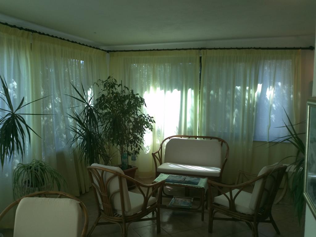 Hotel Abbaruja 올비아 외부 사진